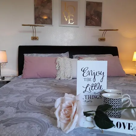 M Gregor Ideal For Relaxing Holidays 바슈카