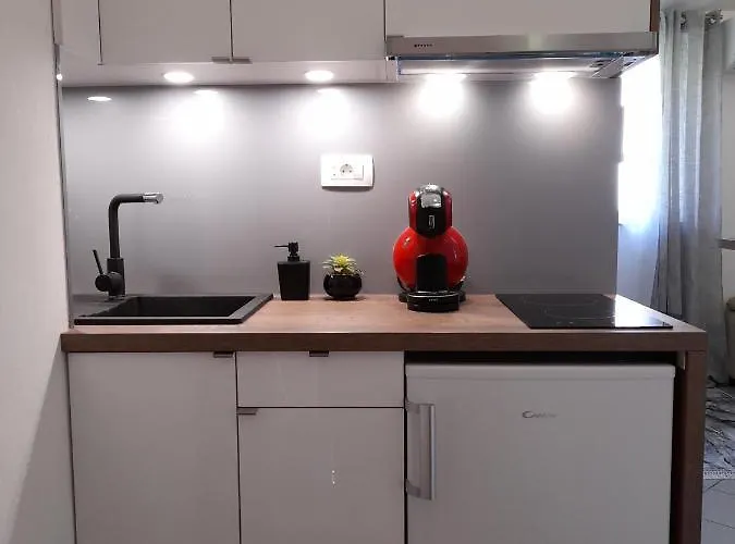 M Gregor Ideal For Relaxing Holidays